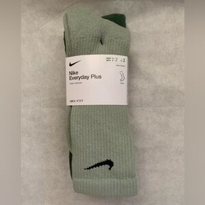 NWT Nike Everyday Plus Dri‑FIT Crew Socks — 3 Pairs (Brown, Jade, Fir)